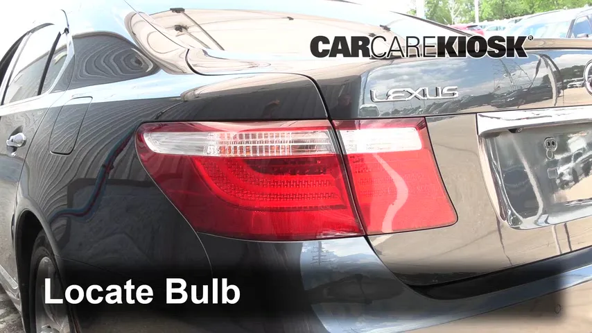 2008 Lexus LS460 4.6L V8 Éclairage Feux de position arrière (remplacer ampoule)